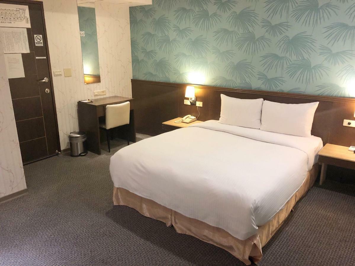 Say Love Hotel Taipei Exterior photo
