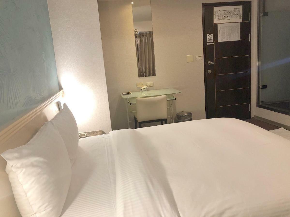 Say Love Hotel Taipei Exterior photo