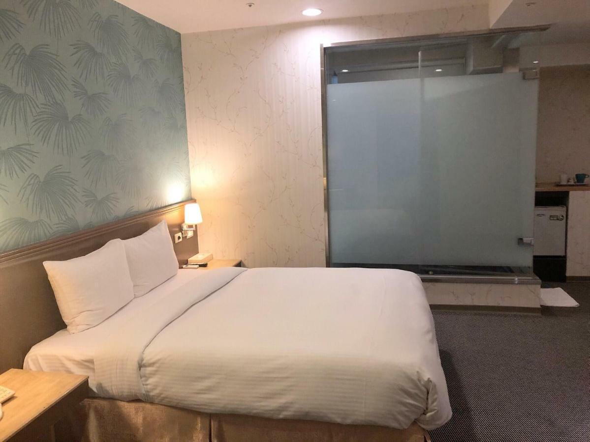 Say Love Hotel Taipei Exterior photo
